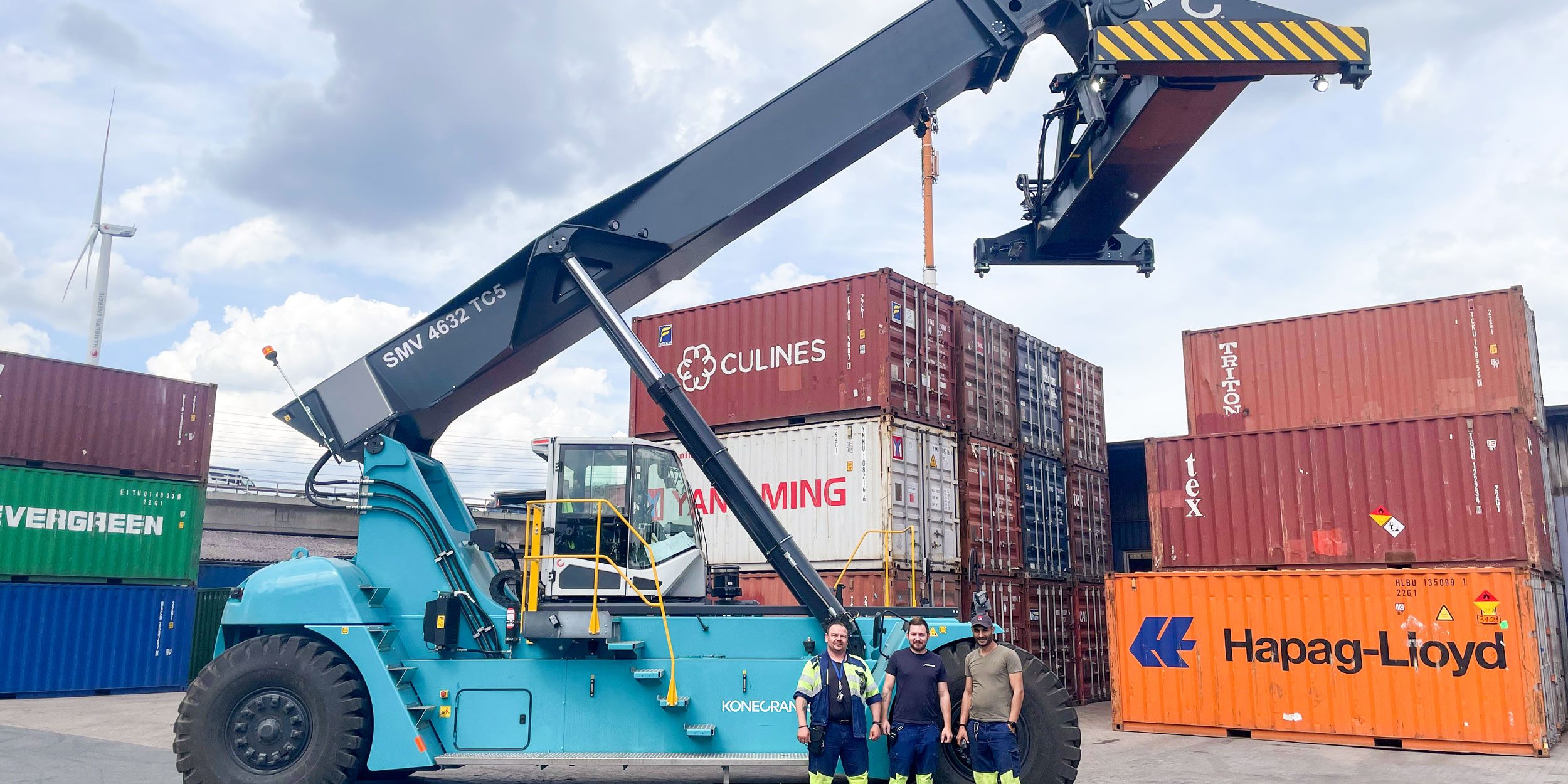 2022 05 31 1100 CNAT 02 Reachstacker Konecranes SMV 4632 TC5